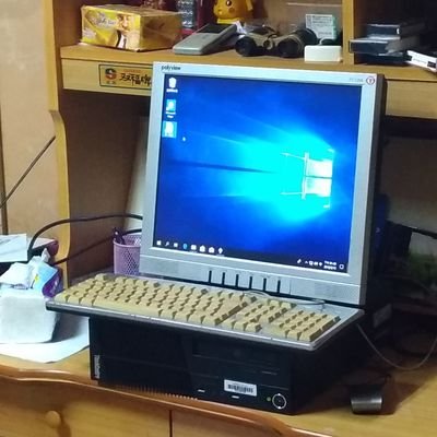 dennis1080142's profile picture. 我是一個準高一生
喜愛數學、物理、電腦
算是集結了理工宅,動漫宅跟科技宅的人