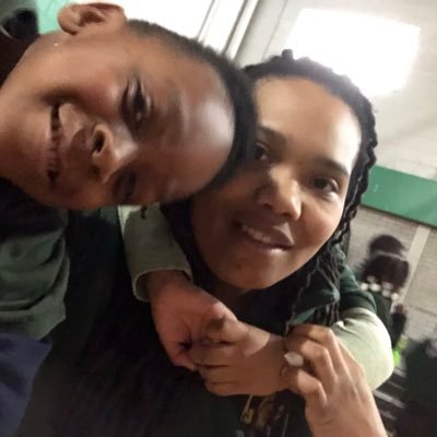 EscsHart's profile picture. 