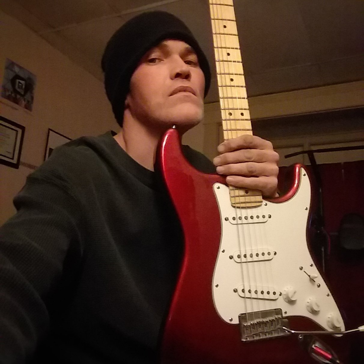 One man #rock band featuring guitarist/singer/songwriter Brent Harms #brentharmsmusic. A vehicle for his #instrumental, #hardrock and #metal music