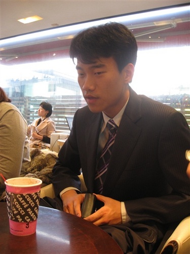 skyoo0728's profile picture. I'm a Korean young man. and I love Jesus. I live in Gyoung-Ki-Do Gun-Po-Si San-Bon-Dong.주중에는 충남아산탕정에 주말에는 경기도에^^