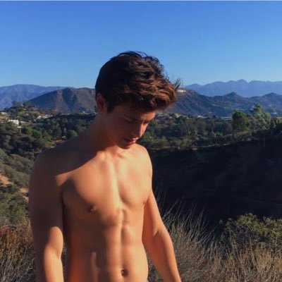 dylandemerd's profile picture. 