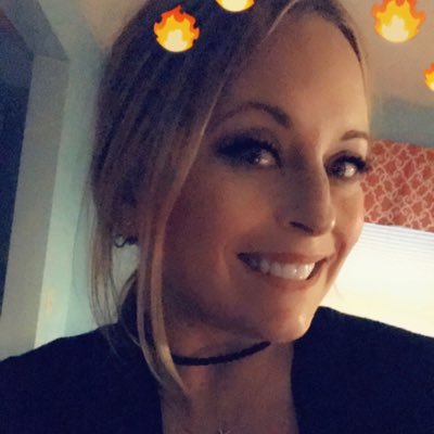 dawnie_poo's profile picture. call me antisocial but please don’t call me...