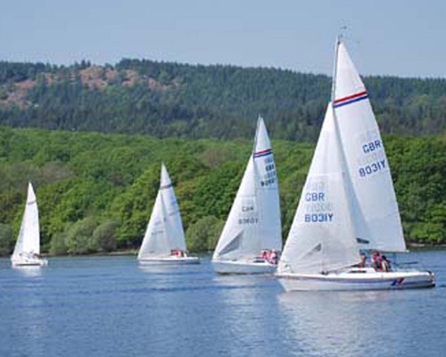 Sailing F1s on Rutland Water