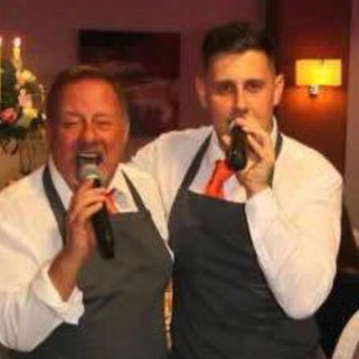 Singing waiters at weddings/corporate events/parties/venues and other special occasions! 🎼🎤🎼 call us - 07950544558 https://t.co/CBeiW3nbUh
