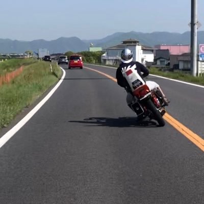kazu64418140's profile picture. CB450N