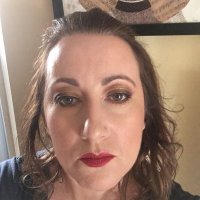 Lynda Mills - @LyndaMi48585557 Twitter Profile Photo