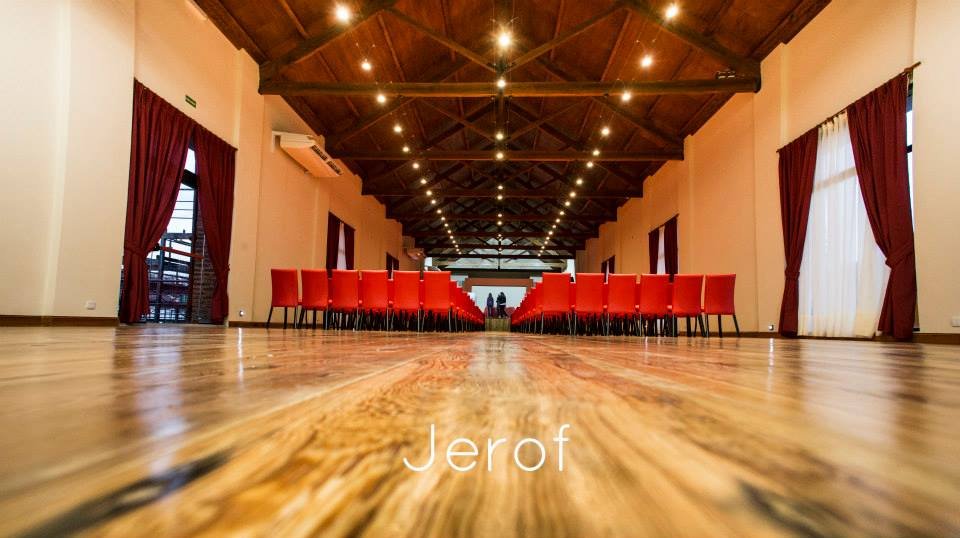 Centro de convenciones el lugar ideal para tus congresos, conferencias, seminarios. con capacidad para 200 personas, emplazado en un lugar de privilegio.