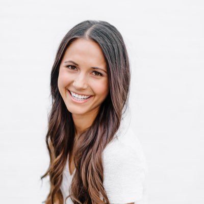 Registered Dietitian with a Masters in Nutrition Therapy | Living whole and well with a foundation in plant based nutrient dense food