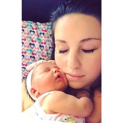 B_Combs004's profile picture. C.L.S🤟🏼❤️ Mother of 4.                  Stay at home mommy |ID|aho🌲