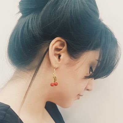 الهام && همون دیتا اینجینیرم که بهش میگن هیچکارس! ^__^