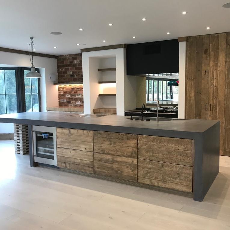 Designer Concrete
➖ Martin - Director
➖ Specialising in Concrete Countertops & furniture
❗ Showroom coming soon❗
✉ martin2@ccdo.co.uk
📞 07807040783