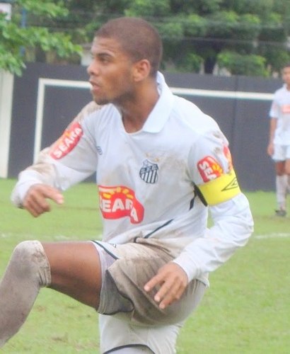 Ñ sou o Paulo henrique Sou apenas uma fã e amiga resolvi fazer essa homengem p/ ele pq ele é muito Simpático pra quem não sabe o dele @Phenriquee3 DATA:10/09/10
