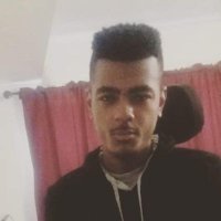 Enzo (@lively_blade) 's Twitter Profile