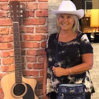 Leslie McCollum - @LeslieMcCollum2 Twitter Profile Photo