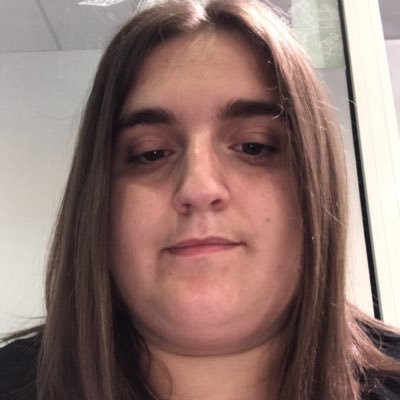 Directrice Antenne Adjointe et animatrice sur la1337 😊Animatrice de La Playlist de Lhéna sur La1337