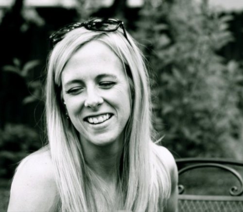 NikoleBain's profile picture. I can't describe myself in less than 160 characters.  I use too many exclamations!!!!!!