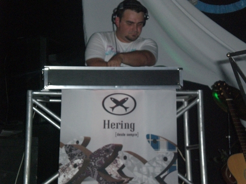DJ PARA FESTAS E EVENTOS EM GERAL