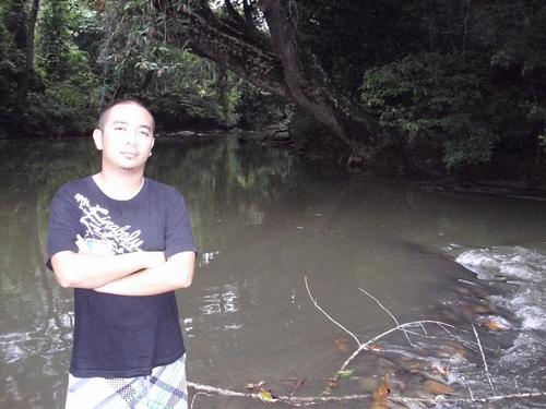 Ahmadz1406's profile picture. i`m a simple person , who love to make friends all over the world.Lets spread the words PEACE & LOVE around the world..