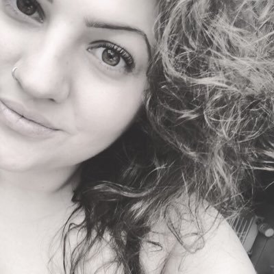 suamrebuaz's profile picture. no beauty shines brighter than that of a good heart