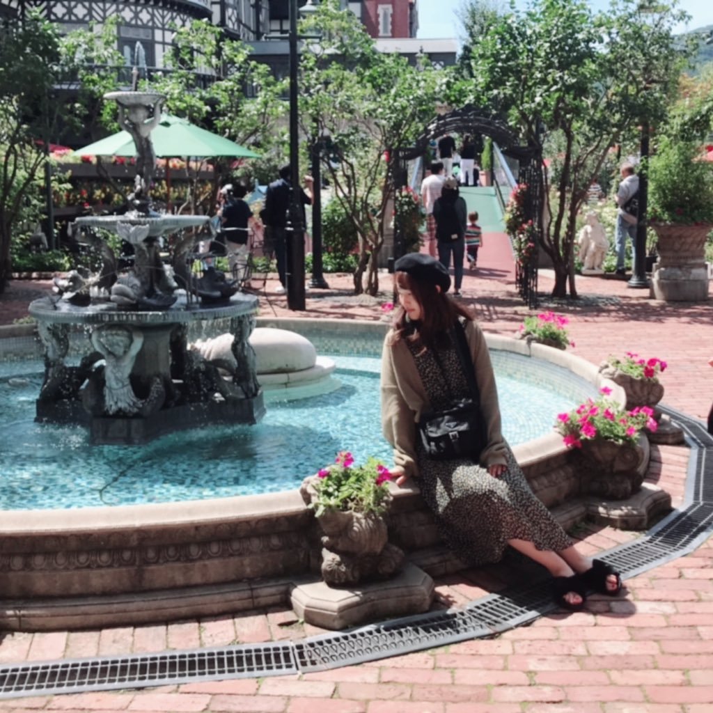 anunakko's profile picture. えいえんにこうこうせいでいたかった