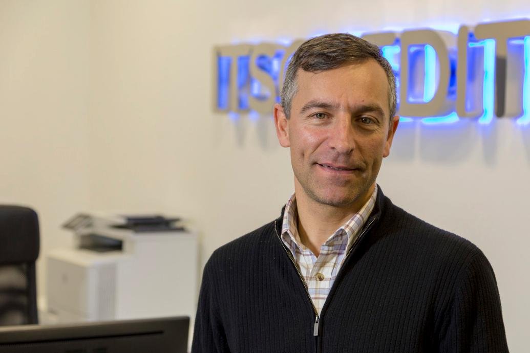 AntnioM90047255's profile picture. 