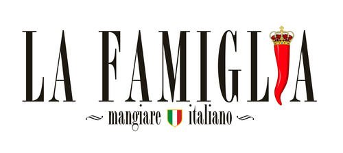 Restaurante La Famiglia 
Carrera 5a No. 69 - 34
Reservas (1) 2481053 / 2481054 / 2481042 / 320 8531067 / 320 8531061