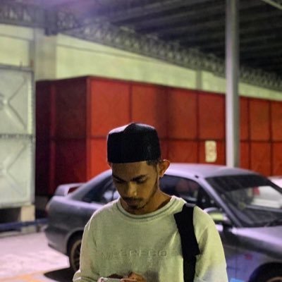 megatshariff8's profile picture. 