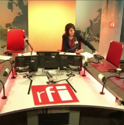 Journaliste (très) tôt le matin sur @RFI - Avant chez @France24, @medi1radio @radiofrance