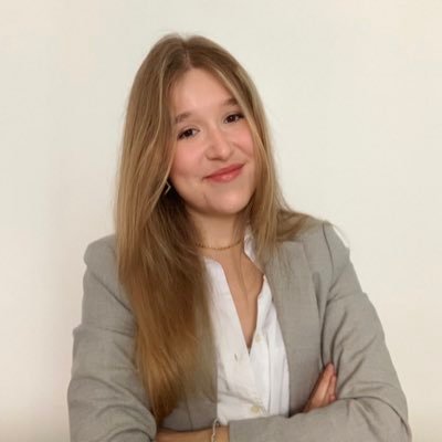 Pharmacy student at IQS School of Engineering- Blanquerna FCS. · Creative scientist · for ever learner ·