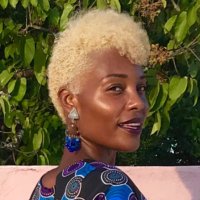 BeautyIsUniversal (@tweetingstylist) 's Twitter Profile