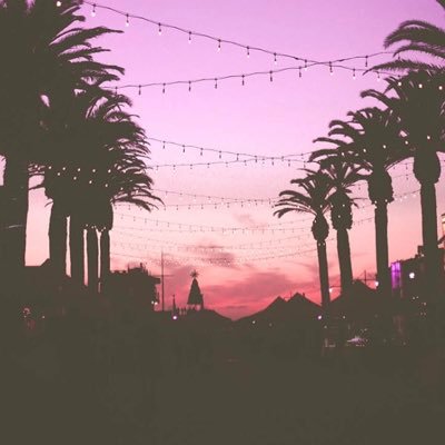 SadleirSara's profile picture. I love the Dolan twins and they inspire me to live life to the fullest and to never give up on my dreams so thank u for that again I love u guys❤️❤️👏