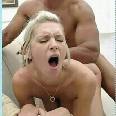 Muratca90987980's profile picture. 