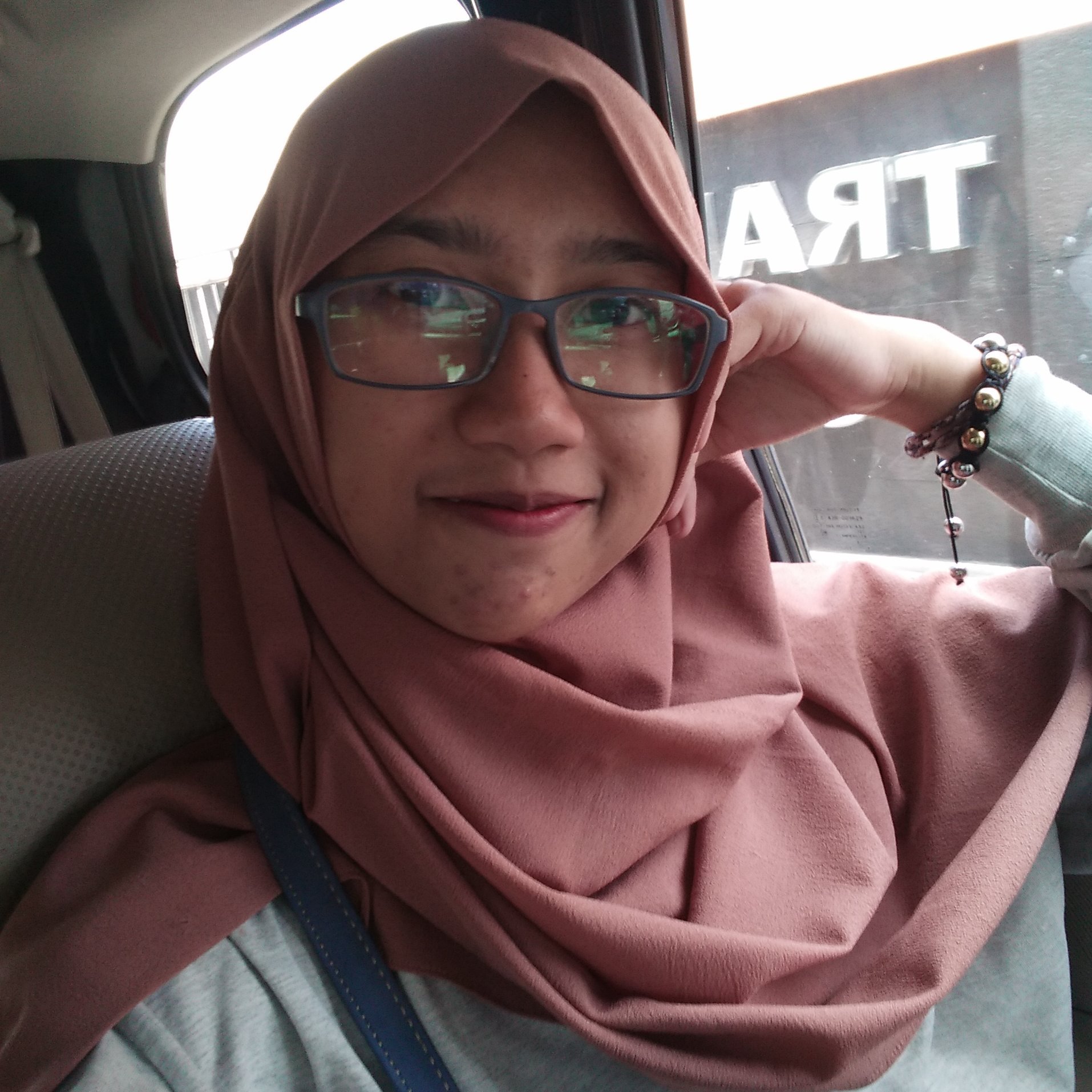 LarasIHariyanto's profile picture. 