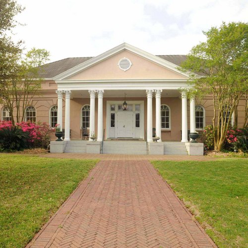 poydrashome's profile picture. 