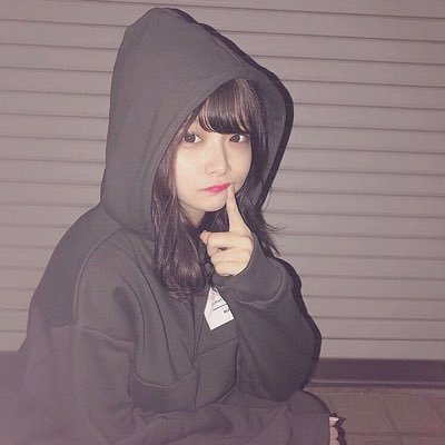 marinnn_0727's profile picture. 나도 모든 게 다 두려웠다면 믿어줄래