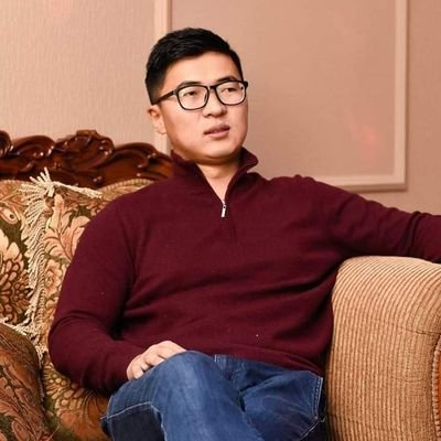 btsogto's profile picture. Зүгээр л заваараа твитэр гүйлгэж уншигч, санал нийлсэнээ ретвиит хийгч.