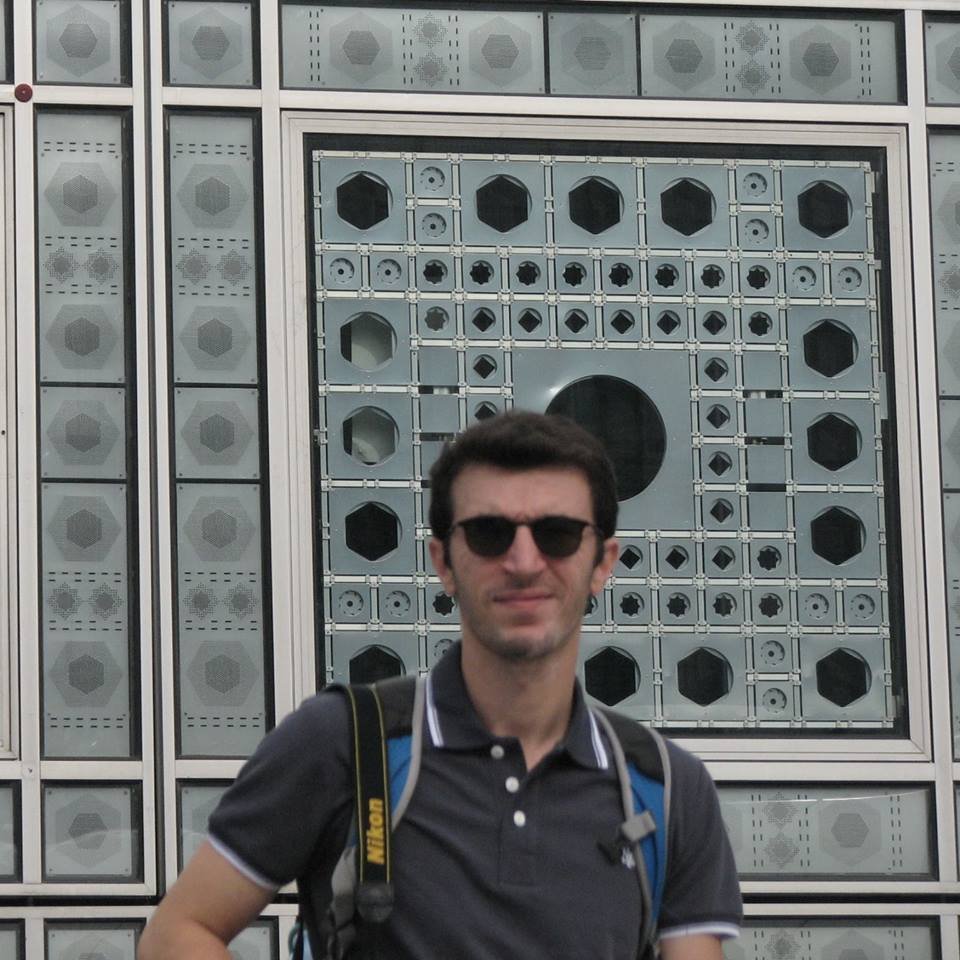 emrahddemir's profile picture. •cal'03 
•msgsü'08