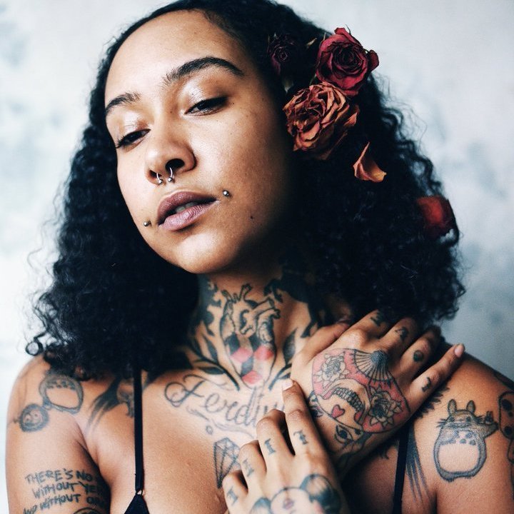 She/Her
Tattoos & Music!  
🌫️EAST LONDONER
BORN & BRED

Currently Located in Bermuda🏝️

#RainOrShineEP   https://t.co/1tPOjcLLBn