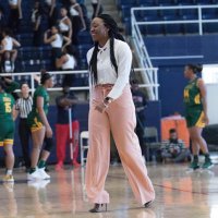 T. Holmes (@wbbcoacht) 's Twitter Profile