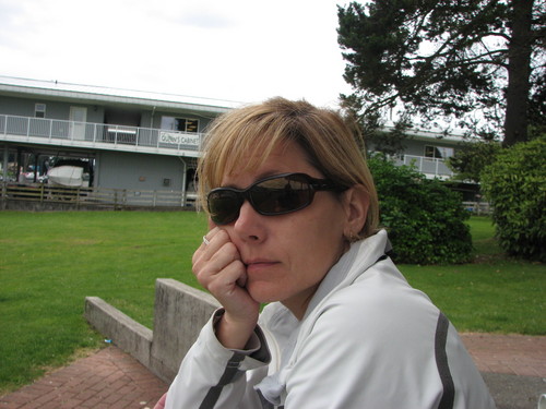 realtorlea's profile picture. Lovin life & tryin to live to the fullest every day..then also a Realtor, volunteer-a-holic, mother of two and married to my best friend!