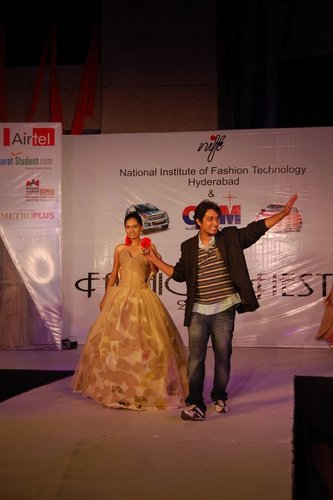 Nagmaniroy's profile picture. Fashion Designer,Stylist