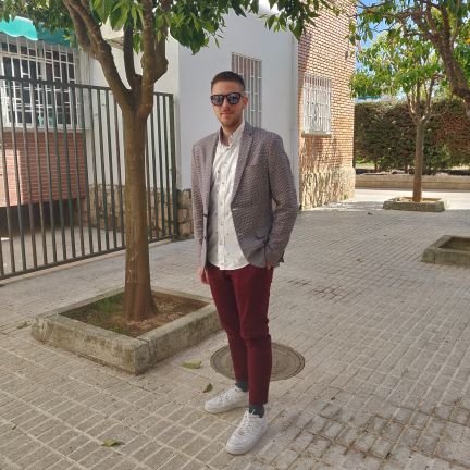30. Ingeniero informático en T.I.C. con mención en seguridad. Todo lo que hacemos, tiene repercusión y el tiempo pone a cada uno en su lugar