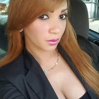 Coordinadora de Eventos, instructora de aeróbico y zumba. Amante a la pelota invernal y Fanática del Deporte.
