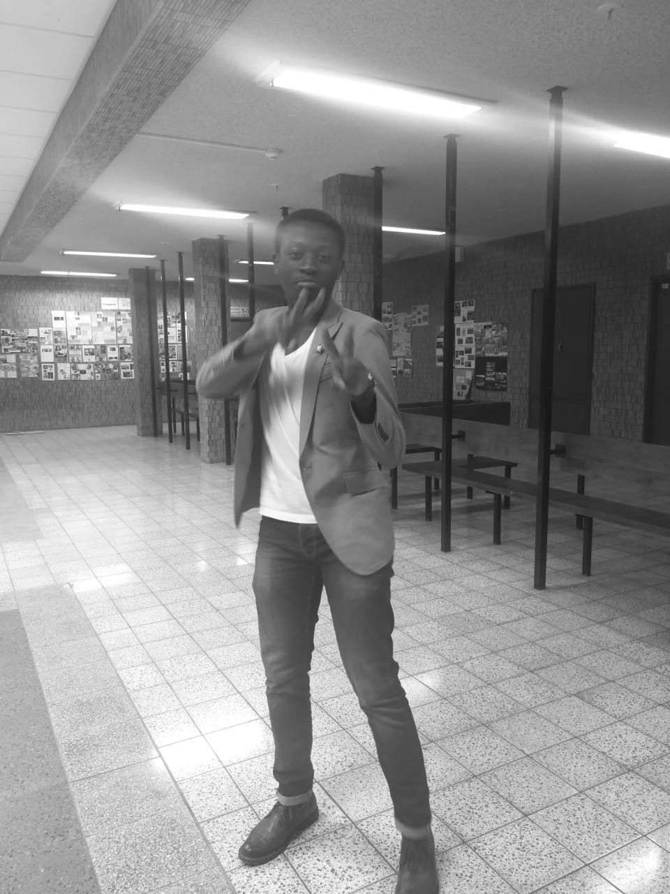 MagoroRolivhuwa's profile picture. Muvenda wa Shumela Venda