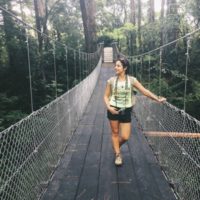 Lunimaris's profile picture. Meteoróloga, loca por la fotografía. Amante de la naturaleza, de sus nubes, de los paisajes, de los colores verdes, azules y cafés! y de los cafés también!