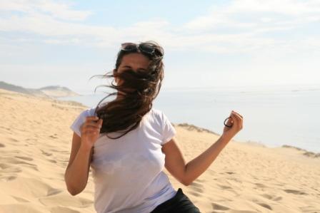 sezinl's profile picture. 