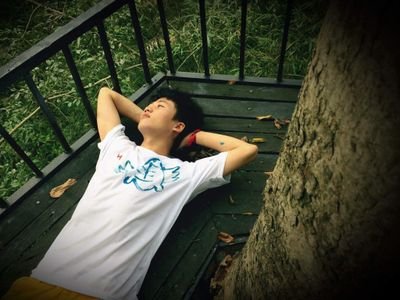 XunHiu18827592's profile picture. One choice one life