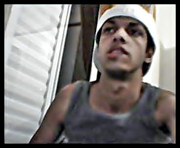 ' - Manhê faz caféè ?{♪}Teim visitaa ♥