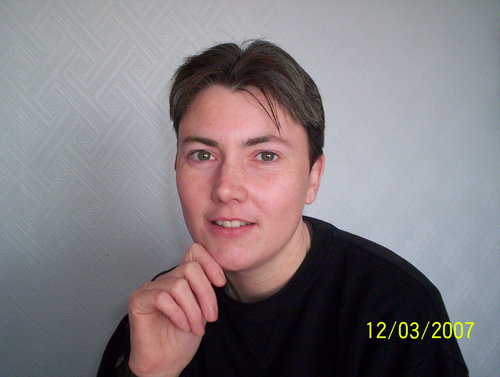 Helen_Gough's profile picture. I run a boarding kennel.Love to help people make money. Love my animals and family and like to have fun.