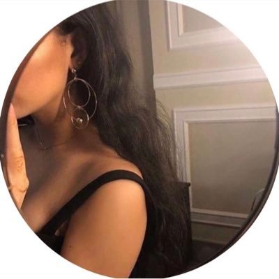 79llii's profile picture. كُل الذي سترتُه عرّته الأغاني.